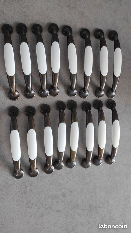 Poignées de meuble cuisine 16p (image 1)