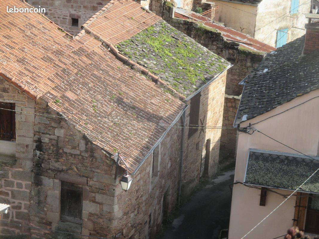 Maison 5 pièces 60 m² · à Montjaux · 60 m² · 6 000 €