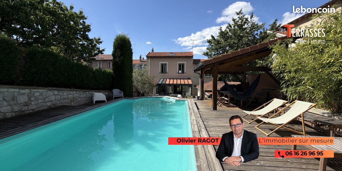 Maison 9 pièces 287 m² · à Saint-Étienne · 287 m² · 450 000 €