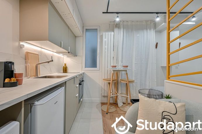 Appartement a louer paris-10e-arrondissement - 1 pièce(s) - 14 m2 - Surfyn
