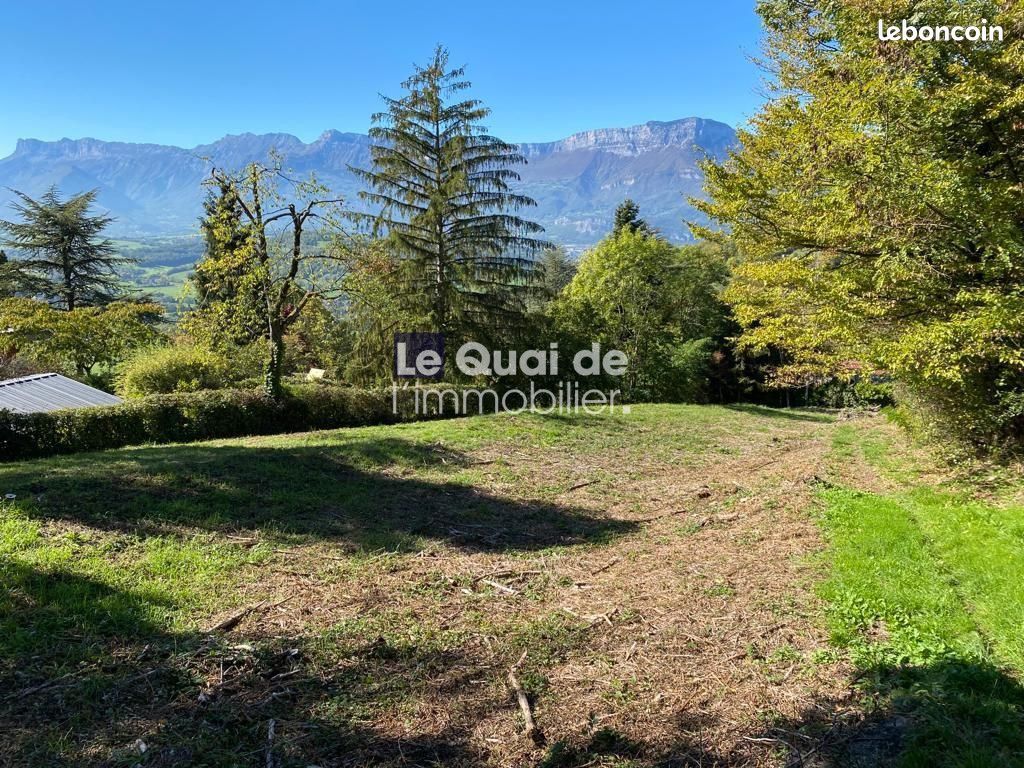 Terrain 1601 m² · à Herbeys · 1 601 m² · 245 000 €