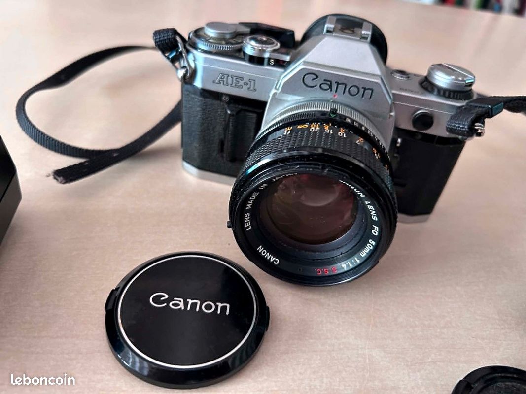 Appareil photo CANON AE-1 + 50mm 1.4 + 2 objectifs TOKINA + Flash (image 10)