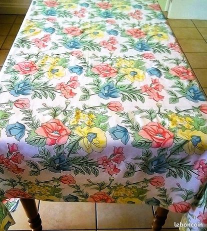 Nappe : votre linge de table en coton ou en polyester