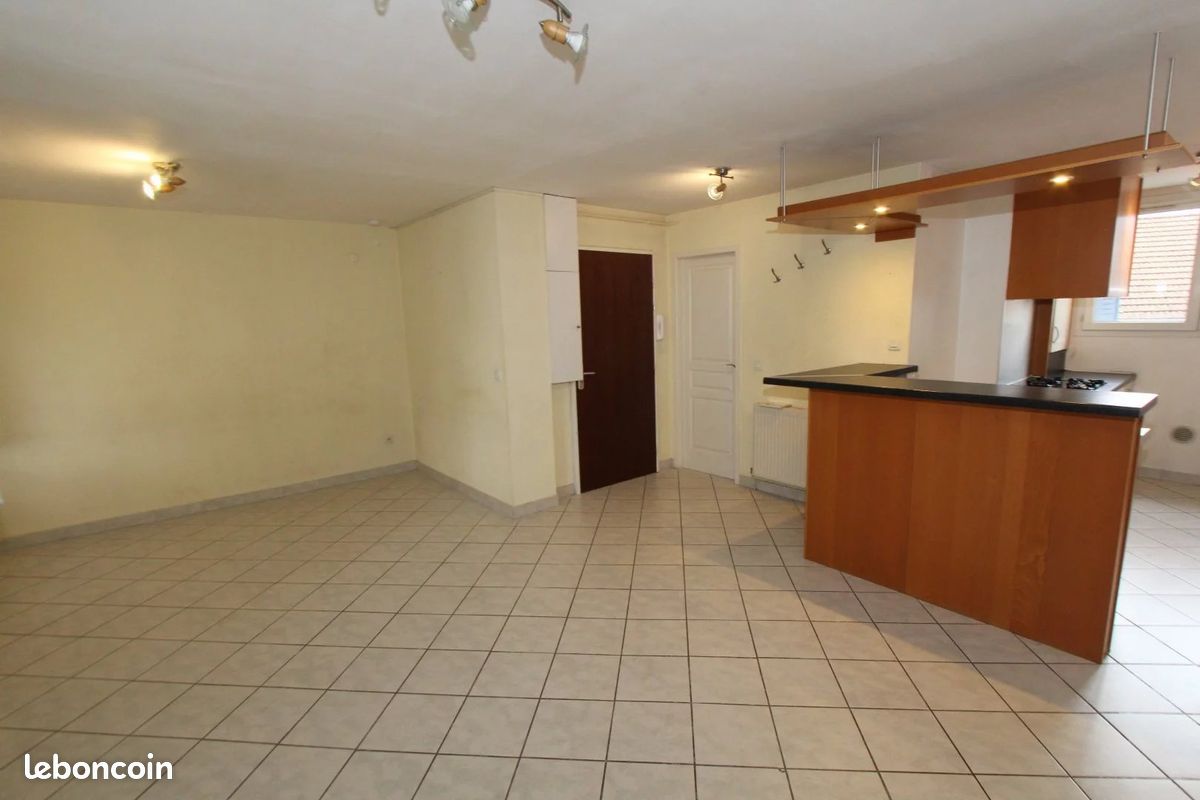 Appartement a louer fontaine - 3 pièce(s) - 57 m2 - Surfyn