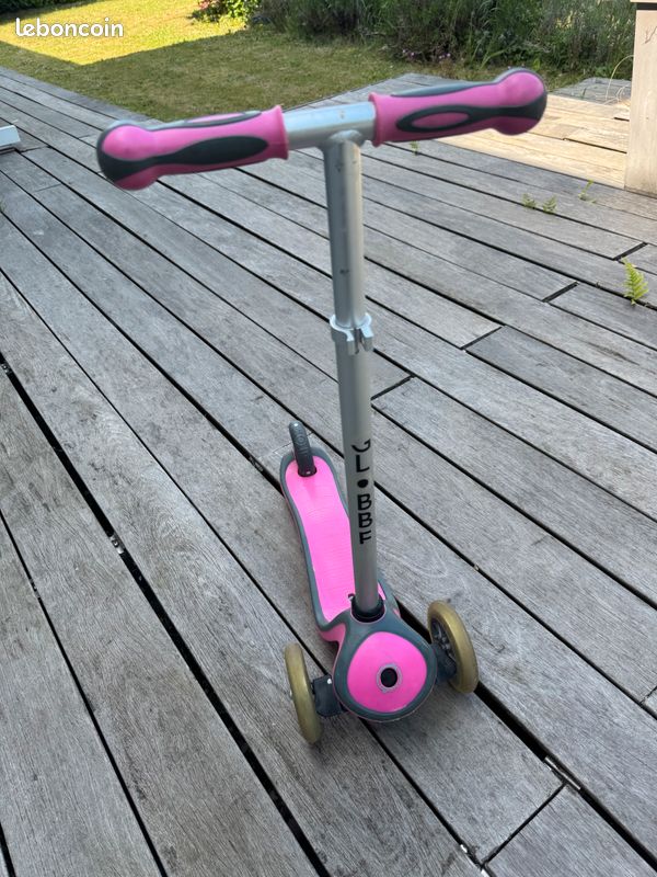 Vends 2 trottinettes Globber évolutives 3 roues (image 5)