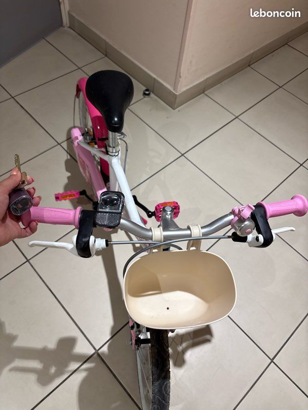 Vélo enfant (image 5)