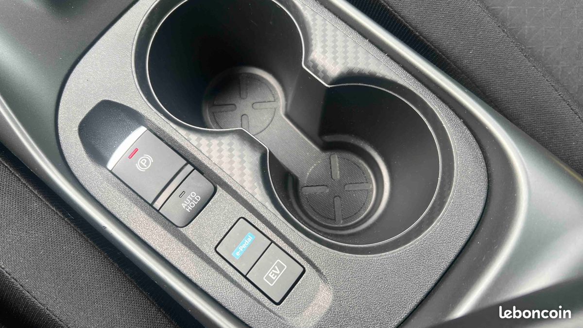NISSAN Juke HYBRID 143 Business Edition (image 18)