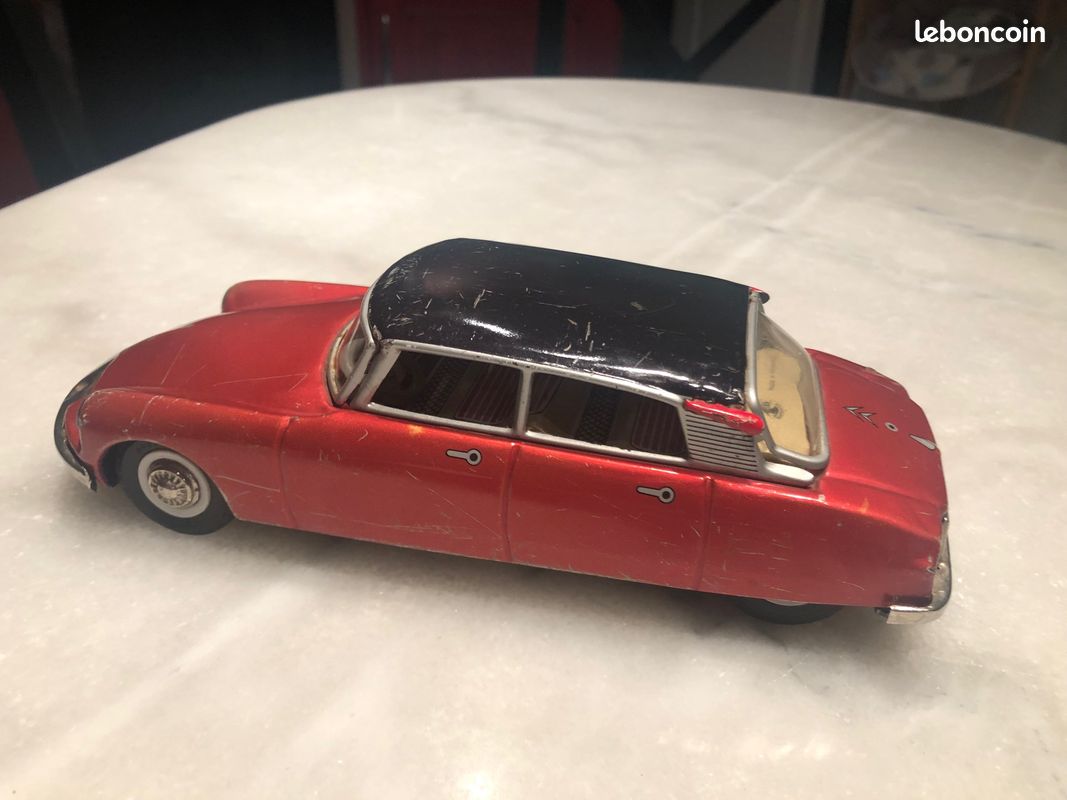 Voiture Citroën DS Joustra En Tôle – Mécanisme Friction, Vintage