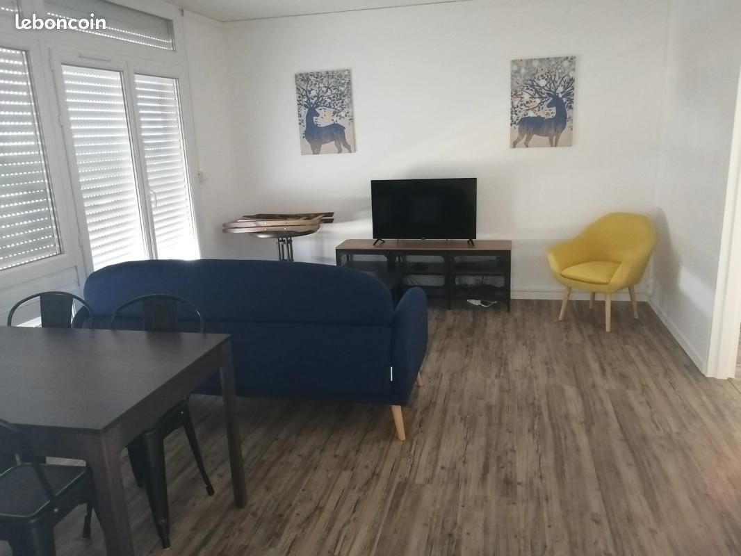Appartement 4 pièces 72 m² · à Cenon · 72 m² · 900 €