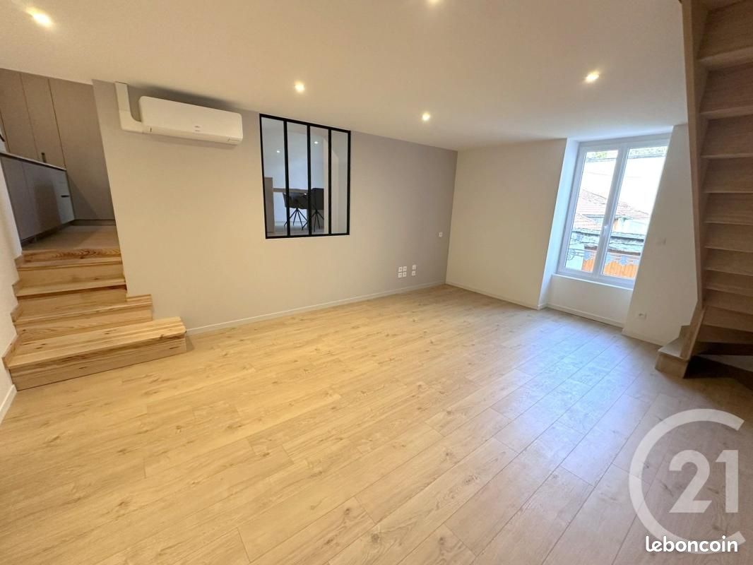 Appartement 3 pièces 91 m² · à Meximieux · 91 m² · 250 000 €