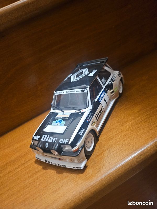 Renault Maxi 1/18 (image 1)