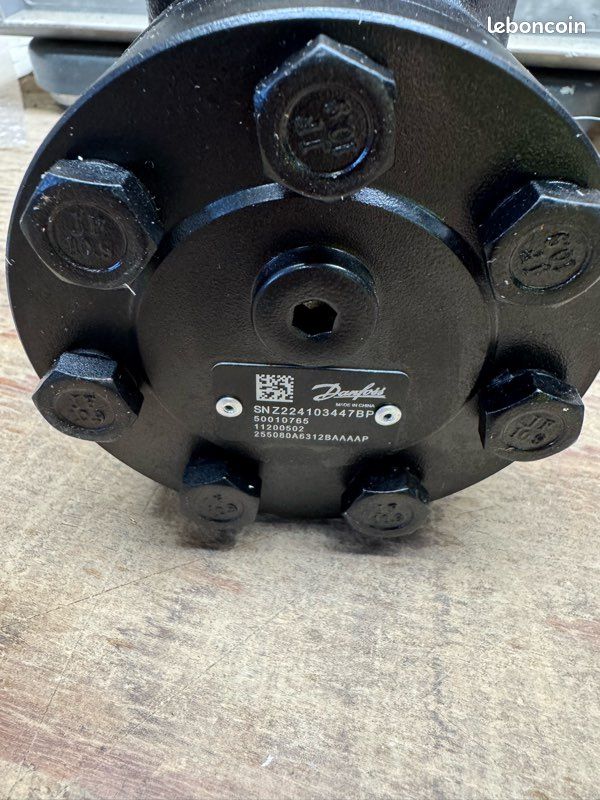 Moteur hydraulique DANFOSS (image 2)