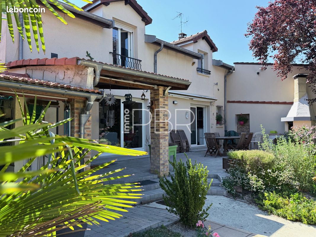 Maison 6 pièces 220 m² · à Taissy · 220 m² · 689 000 €
