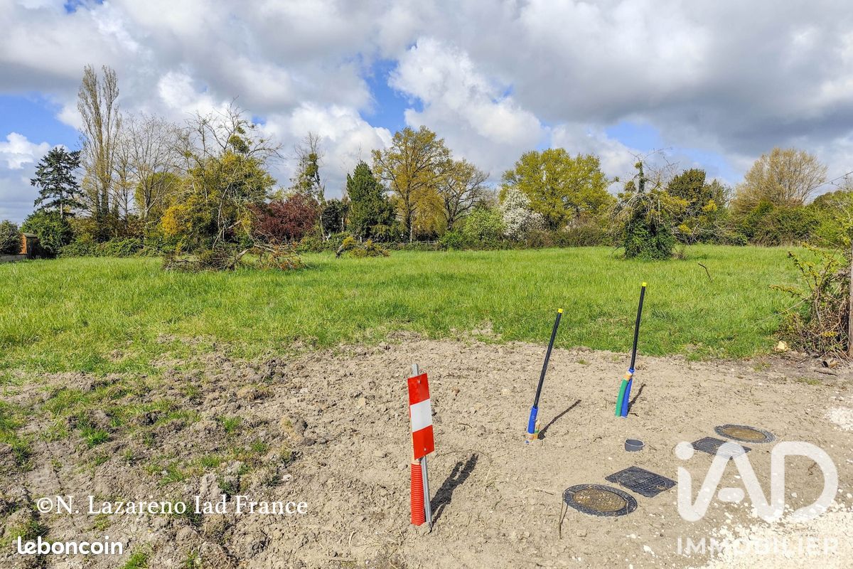 Terrain 1064 m² · à Chilleurs-aux-Bois · 1 064 m² · 59 750 €