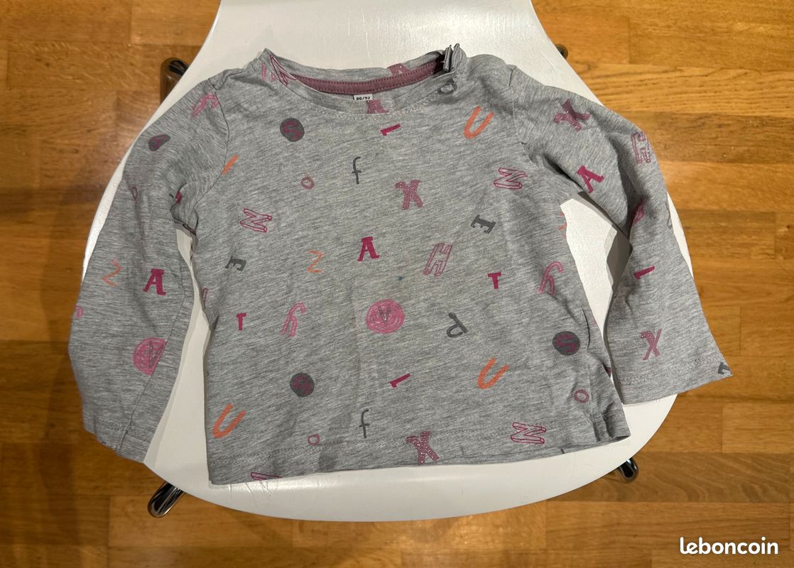 T-shirt gris motifs lettres 86/92 cm (image 1)