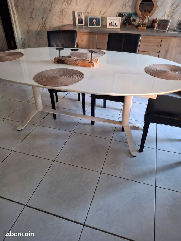 Table de salle à manger (image 1)
