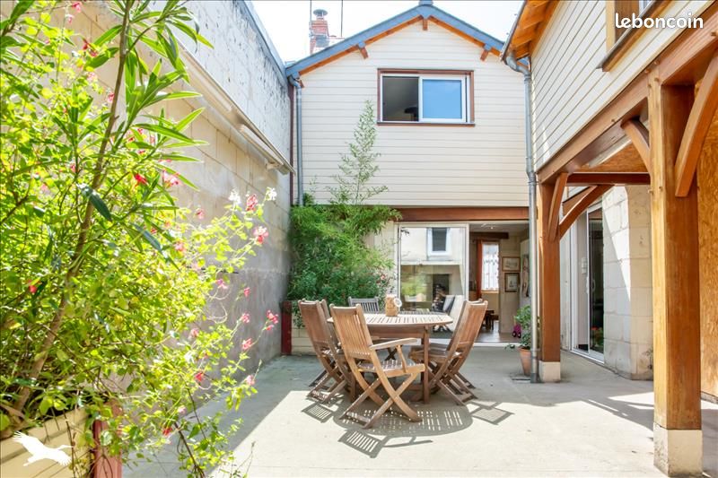 Maison 7 pièces 172 m² · à Allonnes · 172 m² · 285 000 €