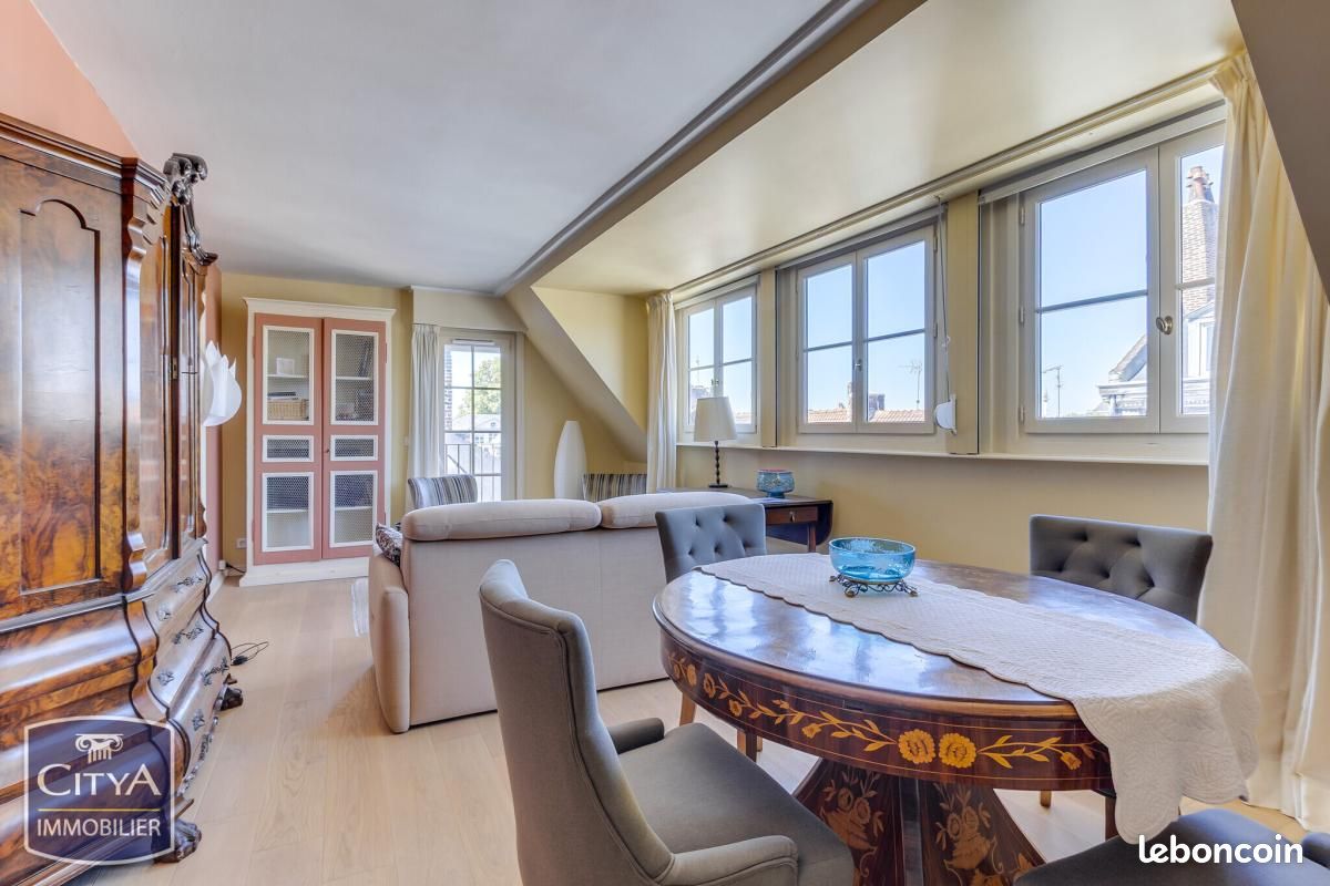 Appartement 2 pièces 54 m² · à Lille · 54 m² · 140 000 €