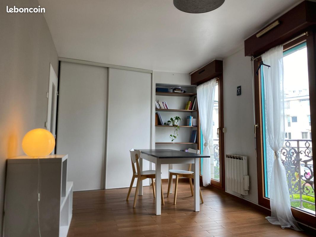 Appartement 1 pièce 29 m² · à Saint-Germain-en-Laye · 29 m² · 810 €/mois