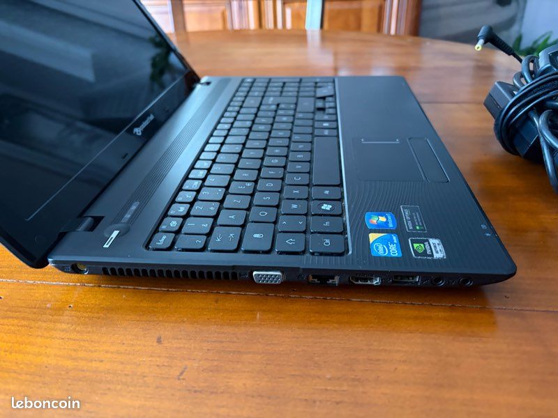 PC Portable Packard Bell 17,3″ – Intel Celeron, SSD 256Go, Windows 11 Pro