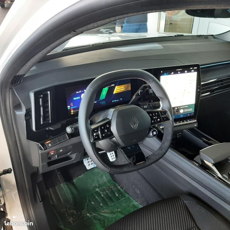 Renault Austral E-TECH FULL HYBRID 200 TECHNO ESPRIT ALPINE (image 10)