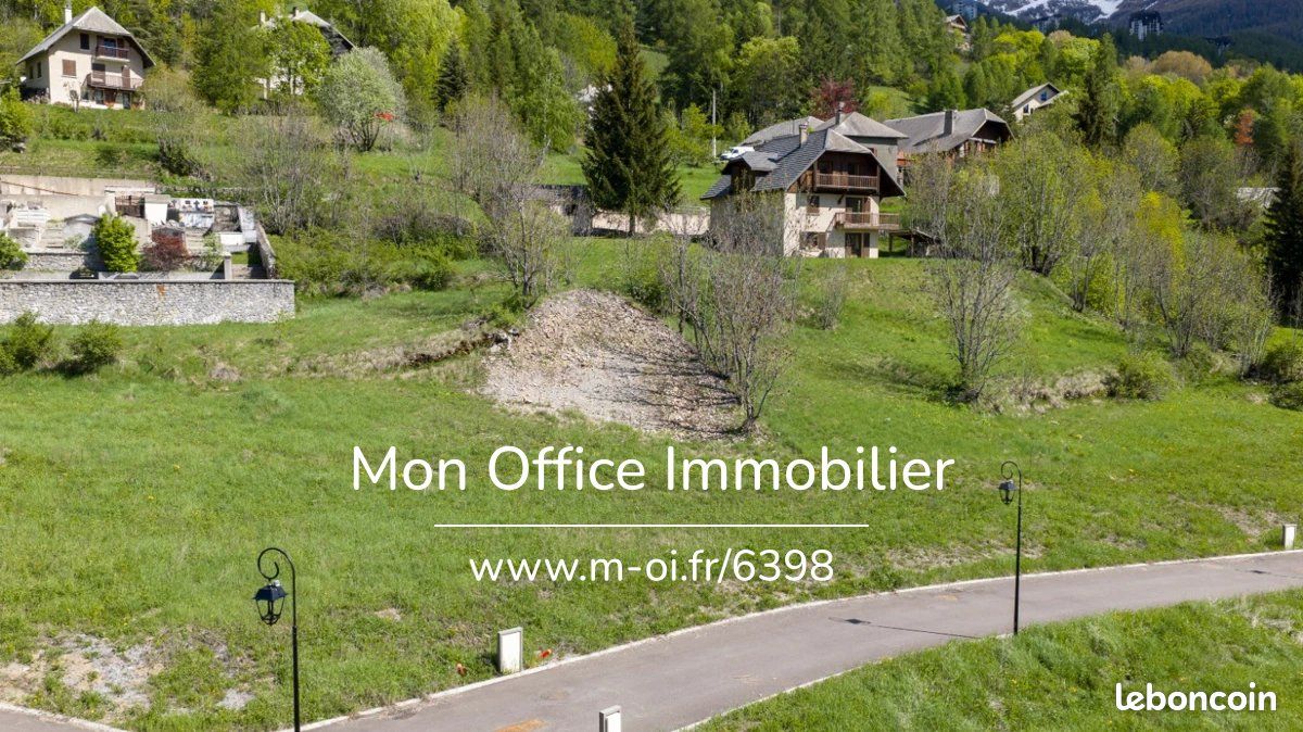 Terrain 627 m² Les Orres · 152 000 €