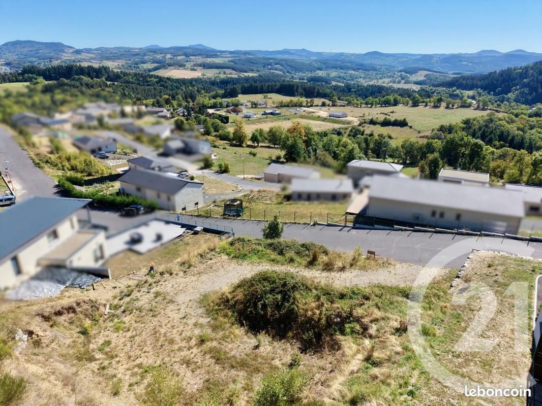 Terrain 1103 m² · à Saint-Pierre-Eynac · 63 000 €