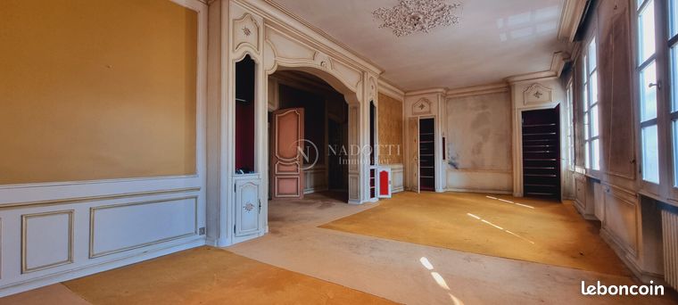 Appartement 5 pièces 192 m²