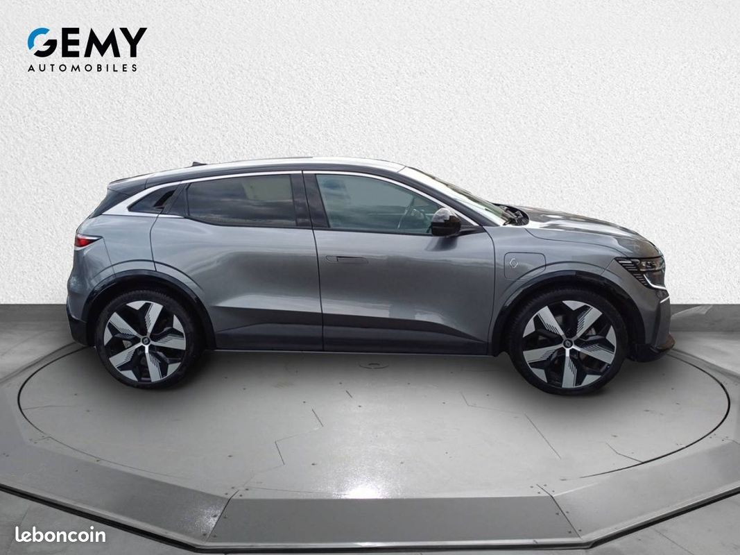 RENAULT Megane E-Tech EV60 220 ch super charge Techno (image 4)