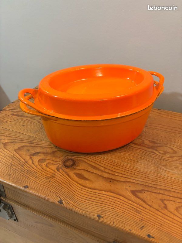 Cocotte ovale Le Creuset 31 cm, 6,3 L orange | Achetez à prix avantageux chez
