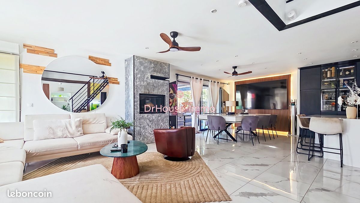 Maison 7 pièces 173 m² · à Montlhéry · 173 m² · 690 000 €