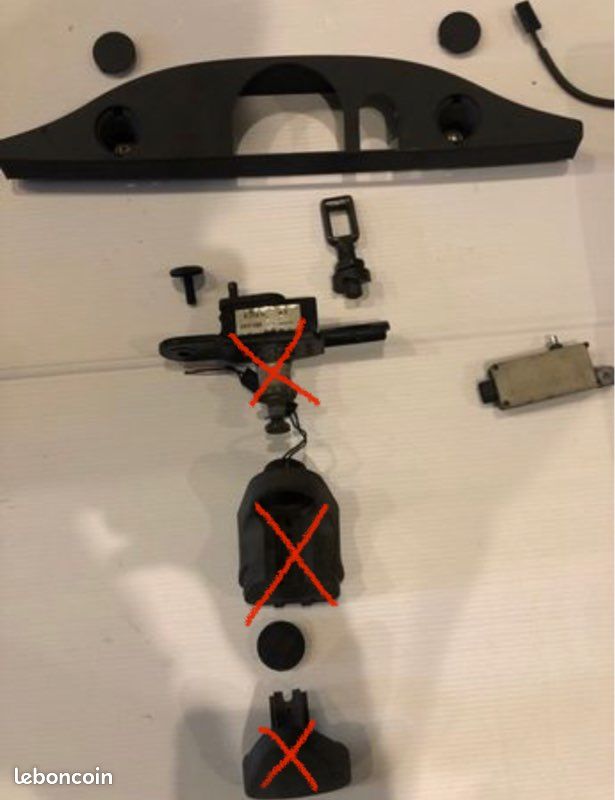 Poignée De Hayon Avec éclairage Plaque Pour BMW 5 E39 Touring (1996-2003) - Noir, Référence OEM 51137051529