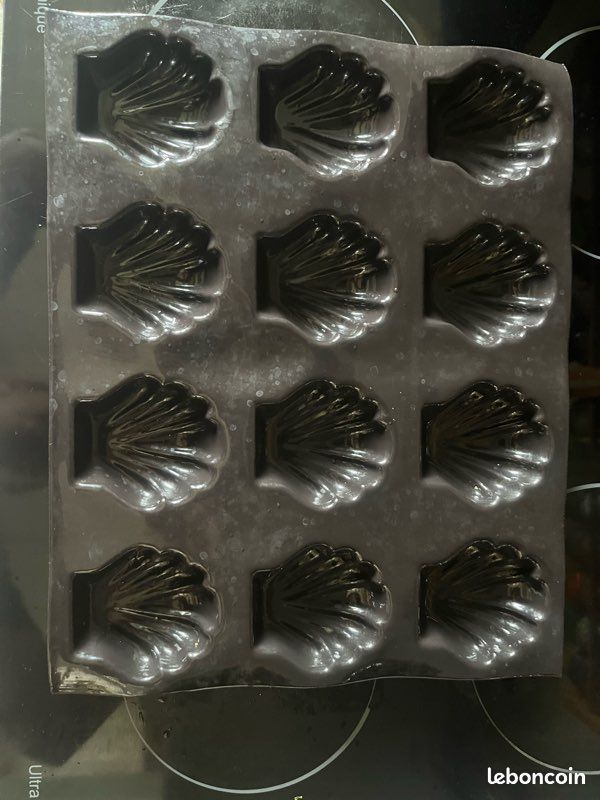 Moule 12 coquillages Flexipan Guy Demarle (image 1)