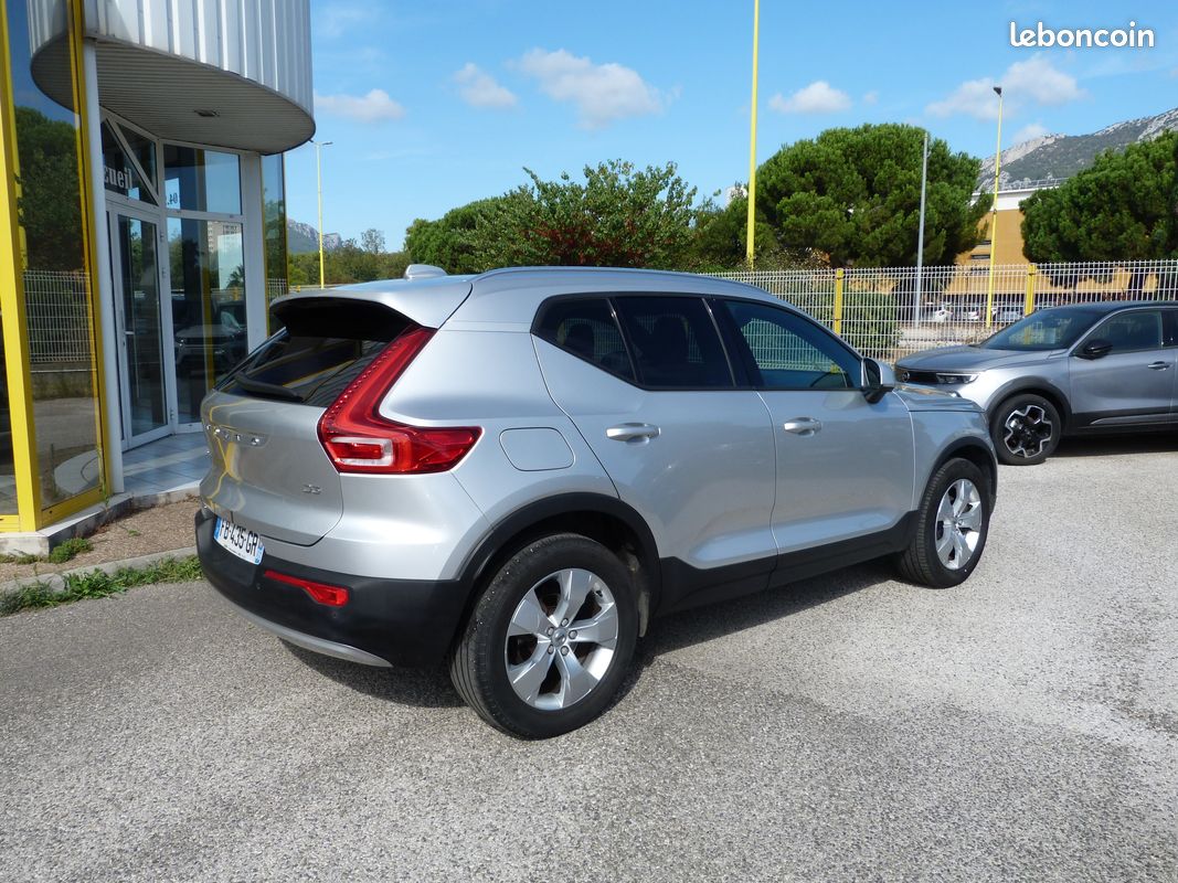 VOLVO XC 40 150 ch INSCRIPTION (image 2)