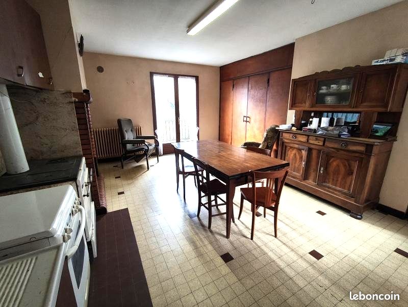 Vente | Maison ancienne | 8p | 6ch | 180 m² | Lacaune | Expo Sud | Balcon · Jardin (image 1)