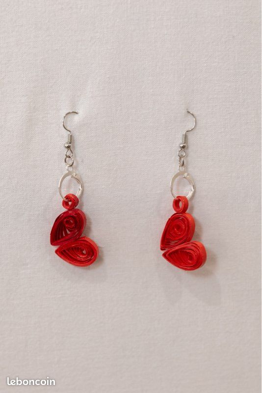Boucles d’oreilles cœur (image 1)