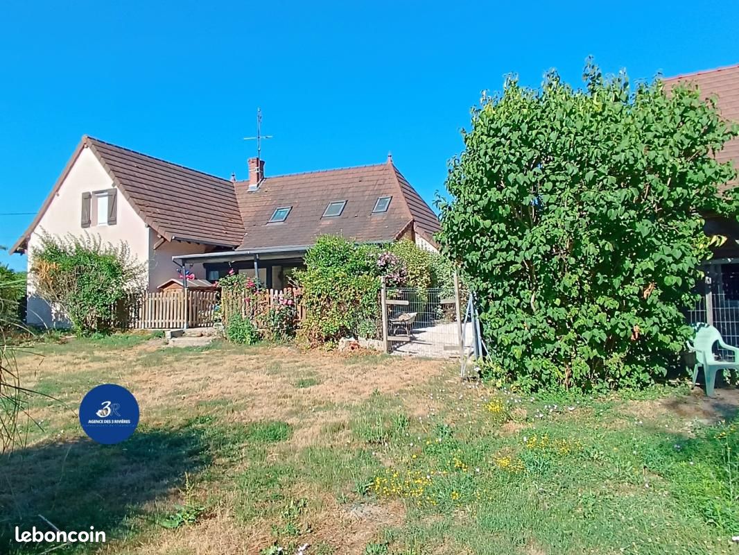 Maison 8 pièces 155 m² · à Thurey · 155 m² · 217 000 €