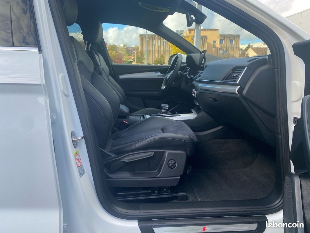 AUDI Q5 50 TFSIe 299 S tronic 7 Quattro S line (image 18)