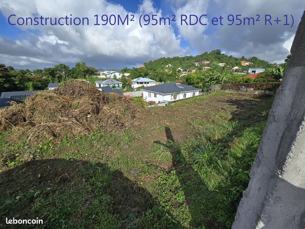 Terrain 455 m² RIVIERE SALEE