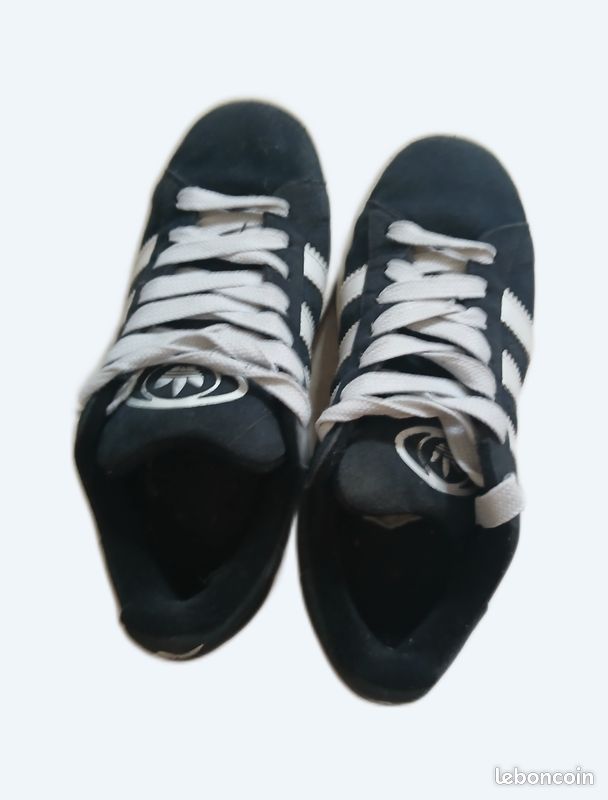 Paire de chaussure (image 1)