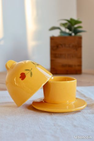 Beurrier Ancien à Cloche - Porcelaine Blanche Et Inox Argenté, Vintage