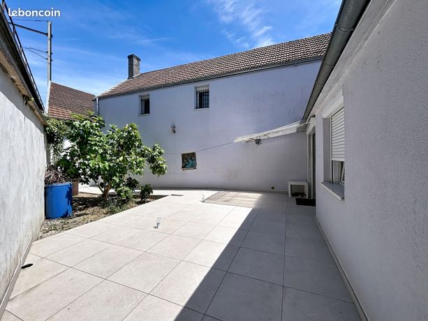 Maison de ville 143m2 et ses dépendances de 170m2 - Dijon Université / Petites Roches — 13