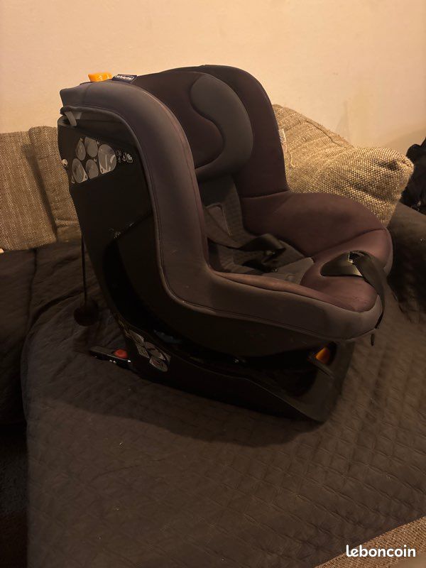 Siège auto 0/3 ans avec fixation isofix (image 1)