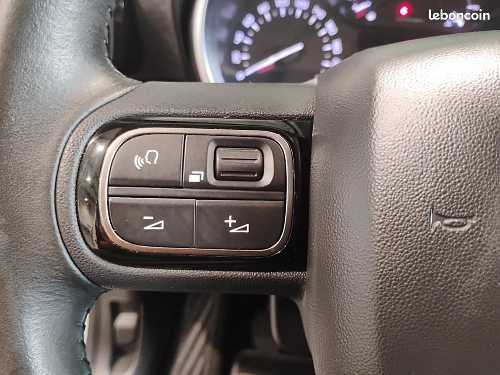 Citroën C3 Aircross BlueHDi 110 S&S BVM6 Shine Pack (image 19)