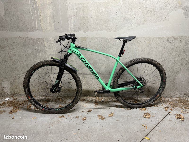 VTT Orbea Alma H30 – Semi-rigide alu – Eagle – 29'' – Excellent