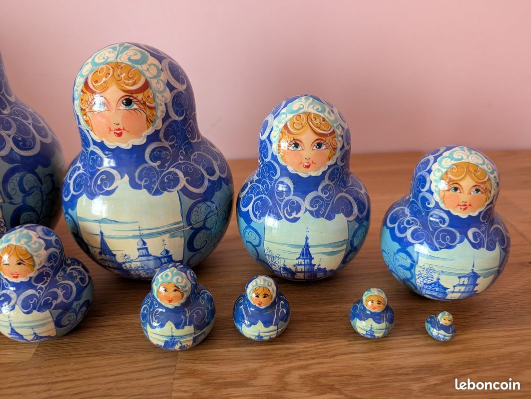 Poupées Russes Bleues - Matriochka Gigognes - Peinte à La Main Par Titova - Russie