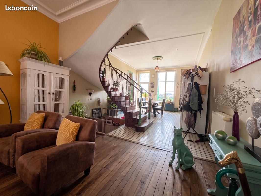 Maison 5 pièces 138 m² · à Thouars · 138 m² · 221 000 €