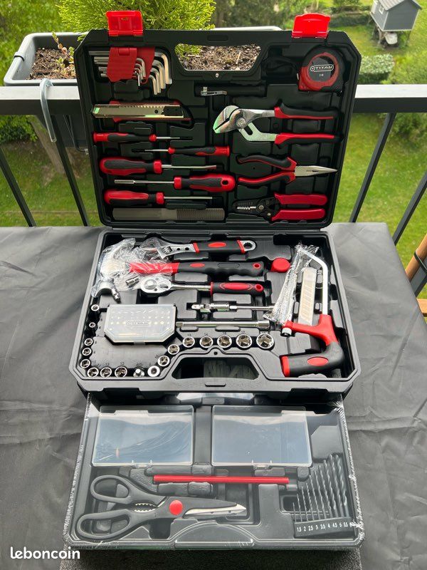 Caisse à 325 outils neuve (image 2)