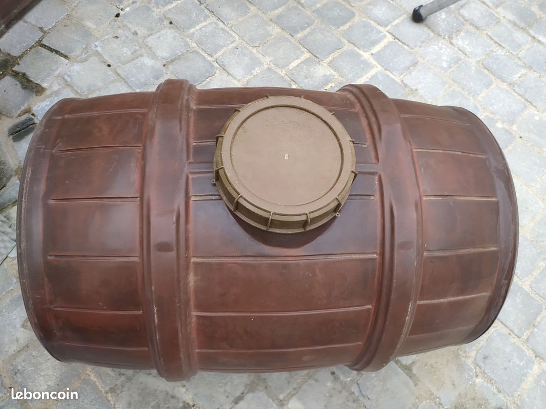 Grand Tonneau a vin alimentaire (image 5)