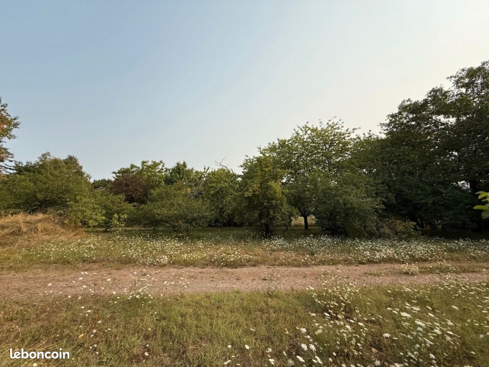 Terrain 550 m² Sorigny · 85 000 €